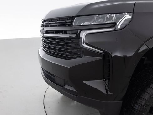 Used 2023 Chevrolet Suburban RST image 15