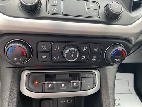 Used 2021 GMC Acadia SLE w/ Driver Convenience Package AWD/4WD image 37