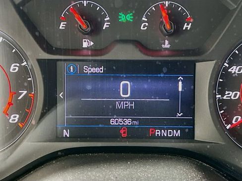 Used 2020 Chevrolet Camaro LT w/ RS Package RWD image 9