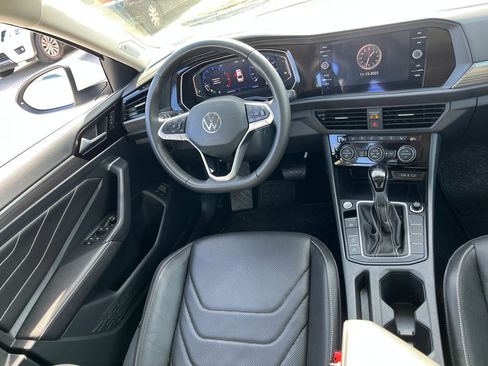 Used 2024 Volkswagen Jetta SEL image 22