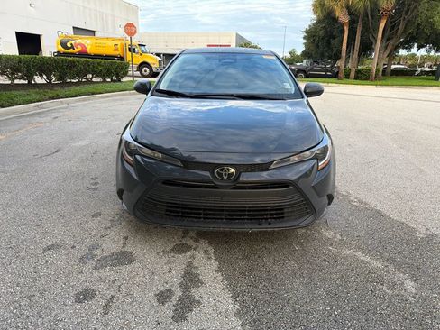 Used 2025 Toyota Corolla LE FWD image 8