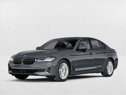 Used 2022 BMW 530e w/ Premium Package image 1