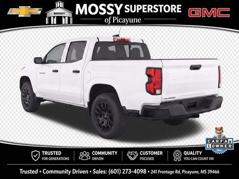 Used 2026 Chevrolet Colorado W/T w/ WT Custom Package RWD image 3