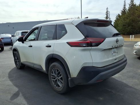 Used 2023 Nissan Rogue S image 23