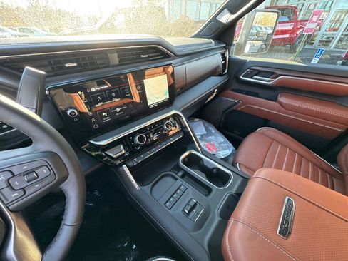 New 2026 GMC Sierra 3500 Denali Ultimate image 25