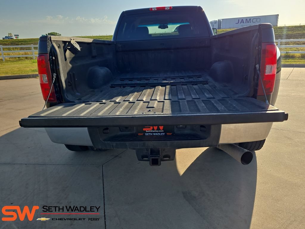 Used 2012 GMC Sierra 3500 SLE AWD/4WD image 12