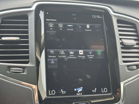 Certified 2022 Volvo XC90 T6 Momentum w/ Climate Package image 39