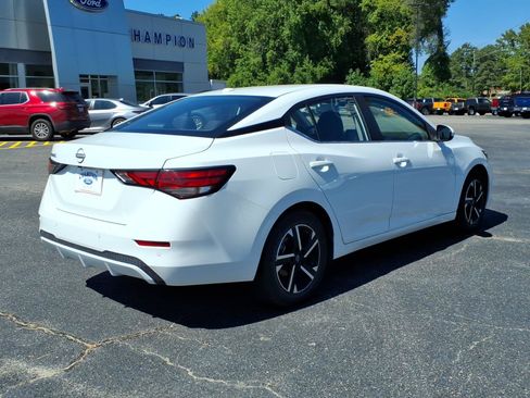 Used 2025 Nissan Sentra SV FWD image 24