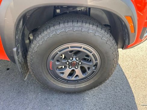 Used 2025 Nissan Frontier PRO-4X w/ Interior Protection Package AWD/4WD image 13