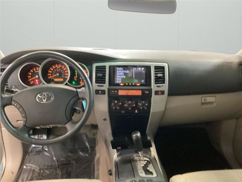 Used 2008 Toyota 4Runner SR5 RWD image 20