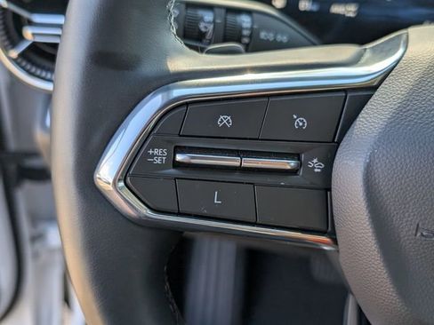 Used 2025 Chevrolet Equinox ACTIV w/ Safety and Technology Package image 37