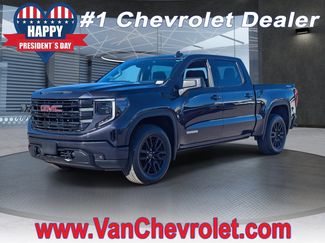 Used 2022 GMC Sierra 1500 Elevation video 1