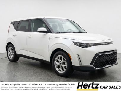 Used 2025 Kia Soul LX w/ LX Technology Package