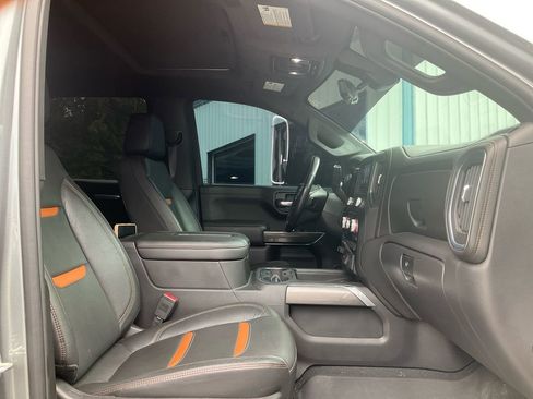 Used 2020 GMC Sierra 1500 AT4 w/ AT4 Premium Package AWD/4WD image 12