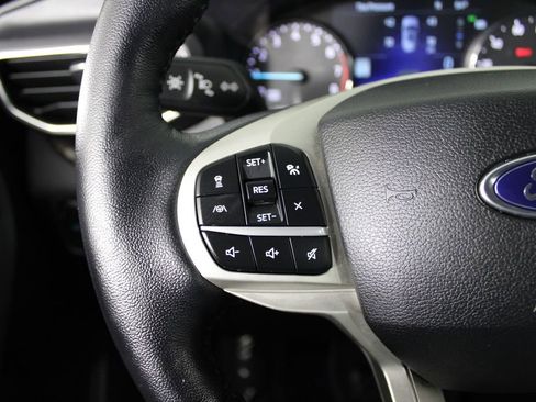 Used 2021 Ford Explorer Limited w/ Equipment Group 301A image 26