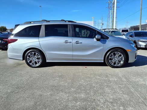 Certified 2025 Honda Odyssey Touring image 23