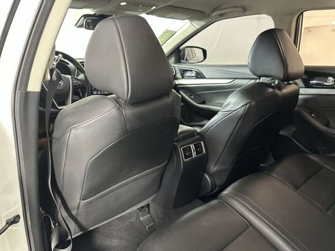 Used 2021 Nissan Maxima 3.5 SV w/ Floor Mat Group FWD image 24