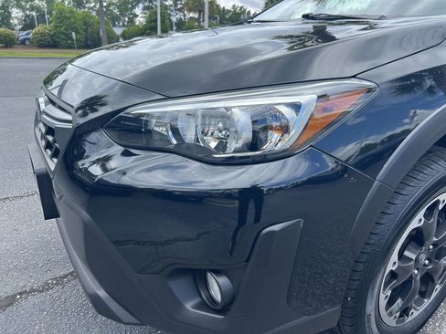 Used 2023 Subaru Crosstrek 2.0i Premium AWD/4WD image 6