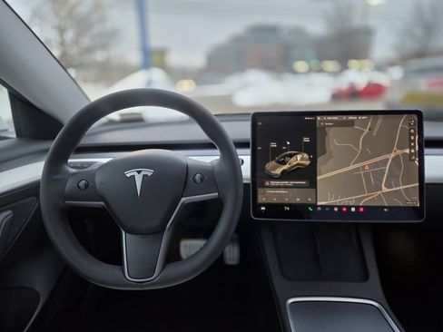 Used 2022 Tesla Model 3 Performance image 19