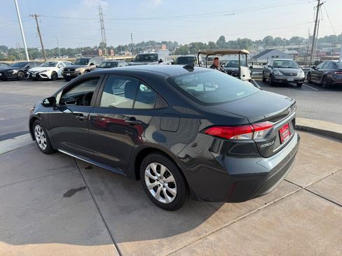 Used 2024 Toyota Corolla LE FWD image 9