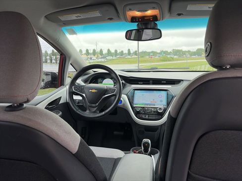 Used 2017 Chevrolet Bolt LT FWD image 34