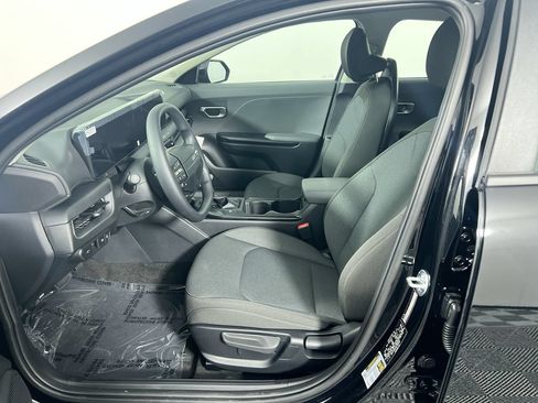 New 2026 Kia K4 FWD image 12