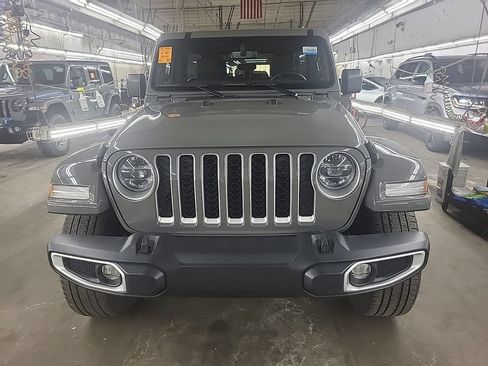 Used 2021 Jeep Wrangler Unlimited Sahara AWD/4WD image 2