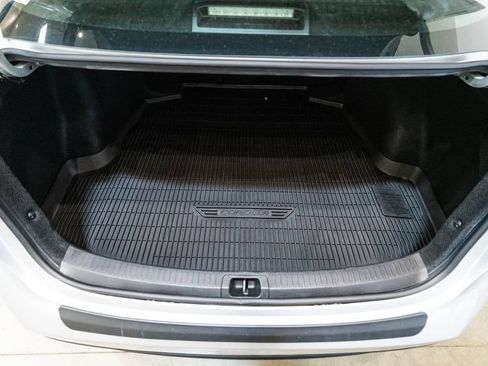 Used 2024 Toyota Corolla LE FWD image 31