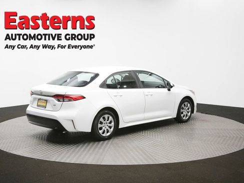 Used 2024 Toyota Corolla LE FWD image 39
