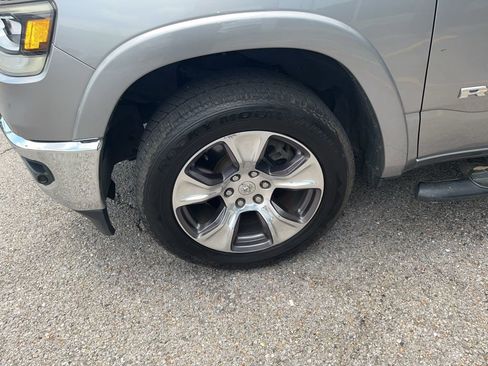 Used 2020 RAM 1500 Laramie AWD/4WD image 45
