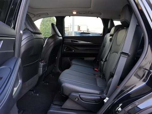 Certified 2026 INFINITI QX60 Luxe w/ Cargo Package image 19