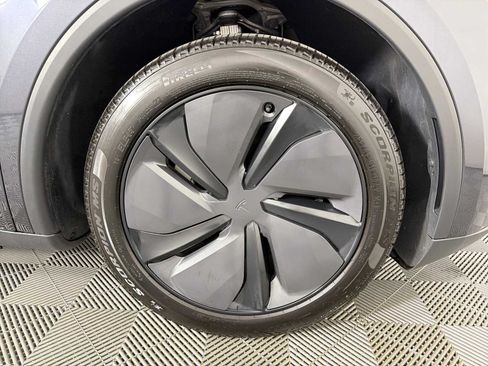Used 2026 Tesla Model Y 2WD image 10