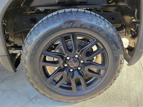 Used 2023 GMC Sierra 1500 Pro w/ Graphite Edition image 10