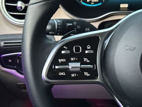 Certified 2022 Mercedes-Benz GLC 300 image 28