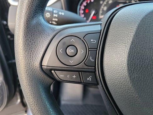 Used 2024 Toyota RAV4 XLE image 21