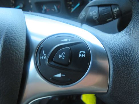 Used 2018 Ford Transit 150 XLT image 45