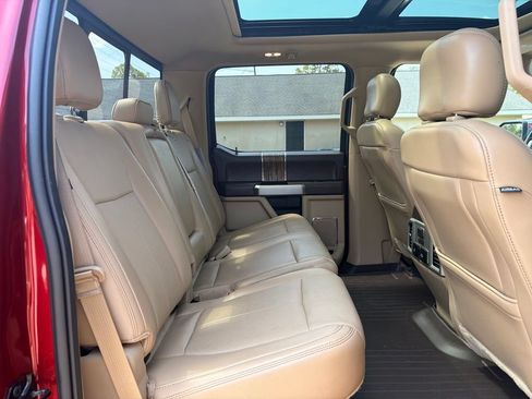 Used 2018 Ford F150 Lariat w/ Equipment Group 502A Luxury AWD/4WD image 19