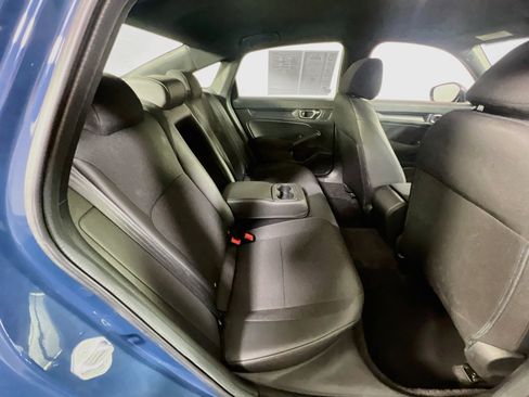 Used 2025 Honda Civic Sport image 24