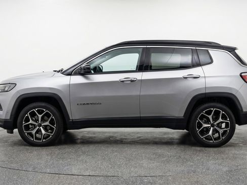 Used 2025 Jeep Compass Limited AWD/4WD image 5