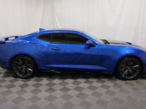 Used 2017 Chevrolet Camaro ZL1 RWD image 29
