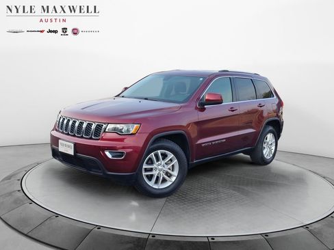 Used 2017 Jeep Grand Cherokee Laredo w/ Quick Order Package 2BE image 1
