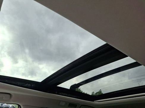 New 2026 Nissan Pathfinder SL image 14