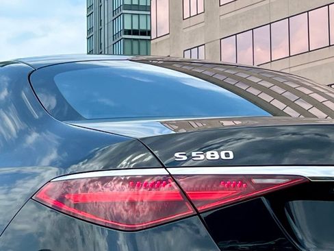 Certified 2023 Mercedes-Benz S 580 4MATIC Sedan image 10