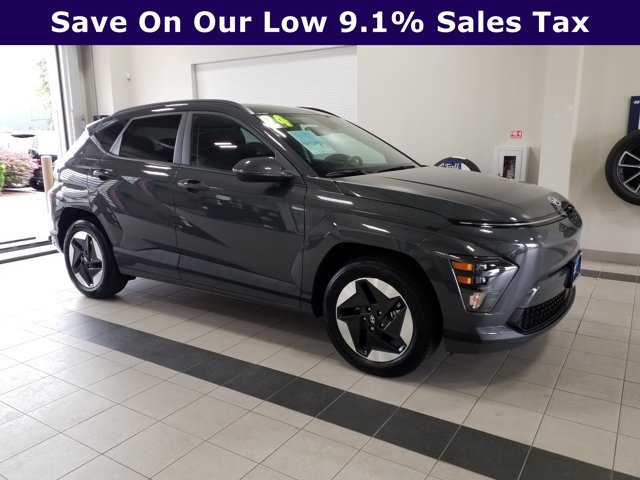 Certified 2024 Hyundai Kona SEL FWD image 1