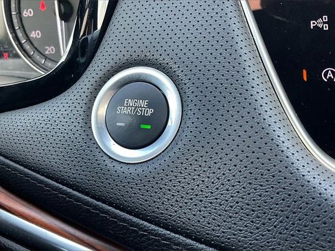 Used 2021 Cadillac XT5 Premium Luxury image 28