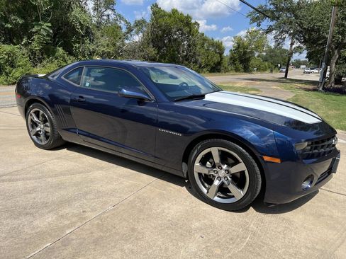Used 2010 Chevrolet Camaro LT w/ RS Package image 13