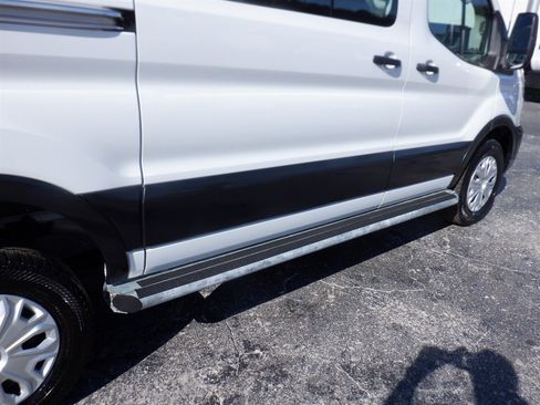 Used 2025 Ford Transit 250 Low Roof w/ Exterior Upgrade Package RWD image 8