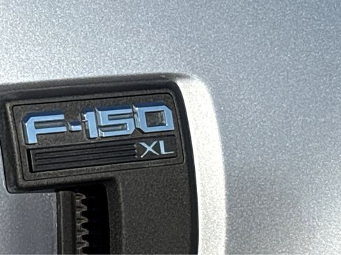 Used 2022 Ford F150 XL w/ Trailer Tow Package image 27