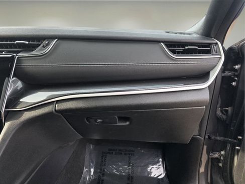 Used 2022 Jeep Grand Cherokee Altitude image 33