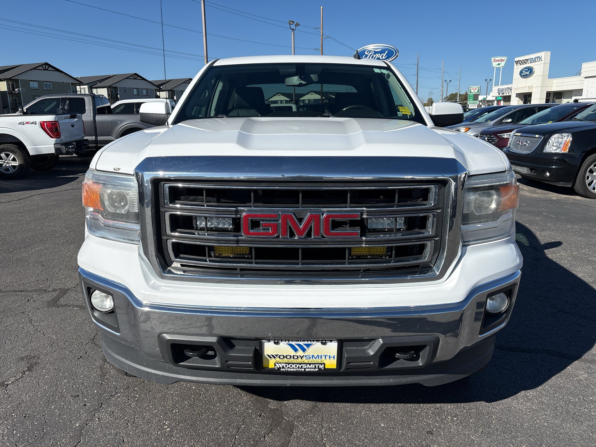 Used 2014 GMC Sierra 1500 SLE w/ SLE Value Package AWD/4WD image 10
